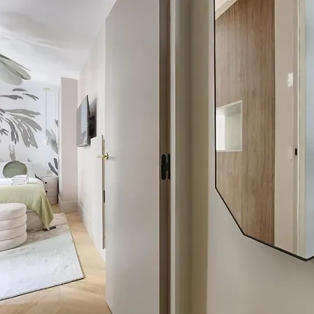 Apartment Mykeypers - Magnificent Luxury Flat 2br-6p - Champ-elysees Paris